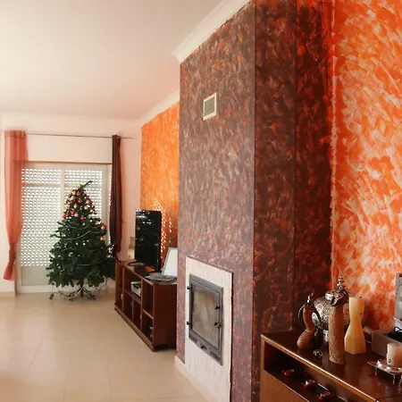 Апартаменты Casa De Praia - *
